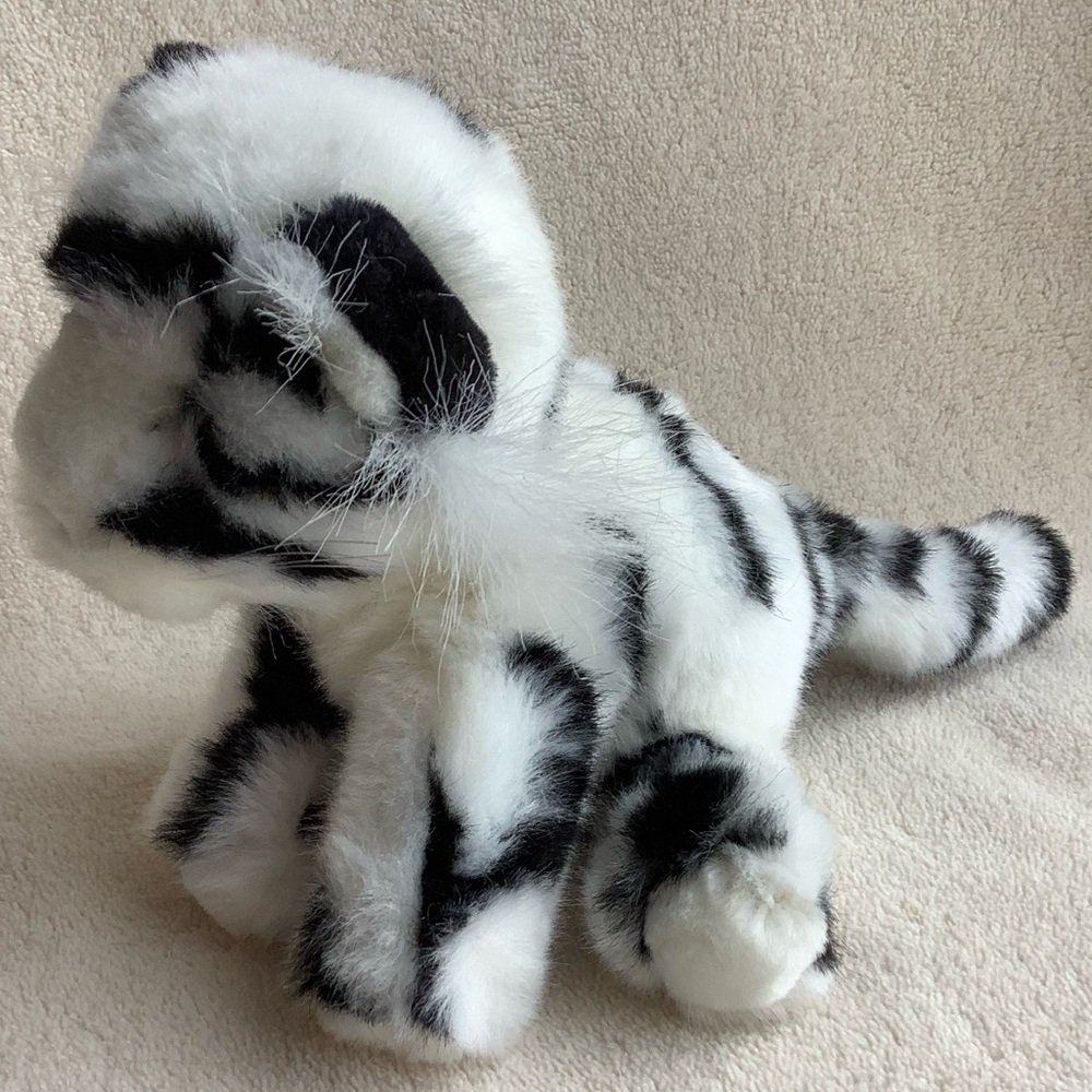 Russ Berrie Plush NIVEA White Tiger 100S77 Stuffed Animal Toy - Picture 11 of 16